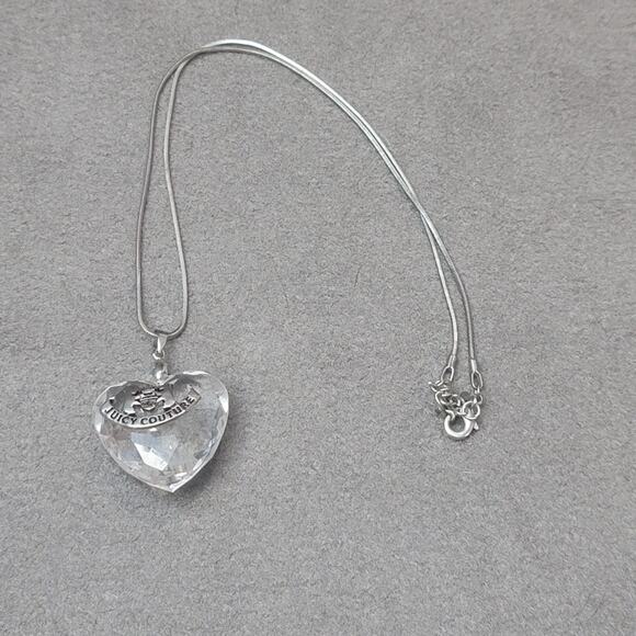 Juicy Couture Heart With Banner Pendant Necklace 18" With 18KGP Stamped - Picture 3 of 7